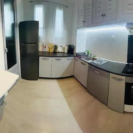 Sud 3 Pieces Apartment